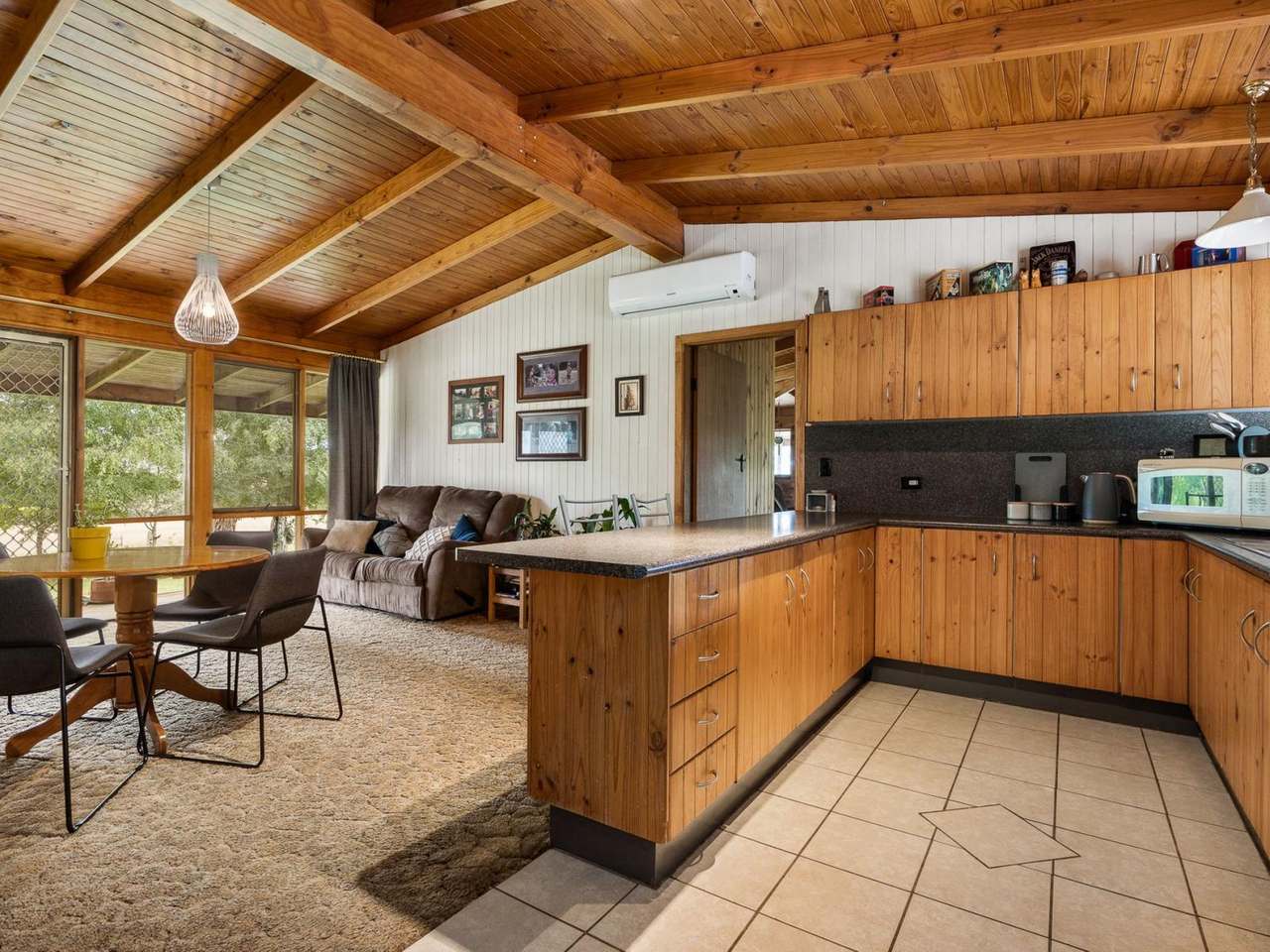 586 Bulgas Road, Emu Swamp For Sale by Farmbuy.com - image 6