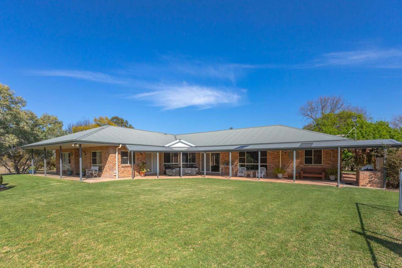 2283 Old Narrabri Road, Narrabri Sold by Farmbuy.com - image 2