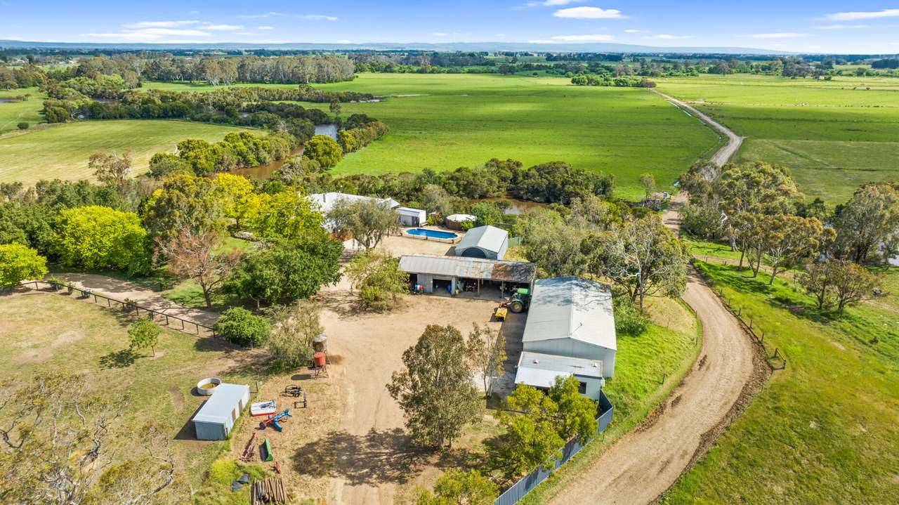 335 Riverview Road, Heyfield For Sale by Farmbuy.com - image 23