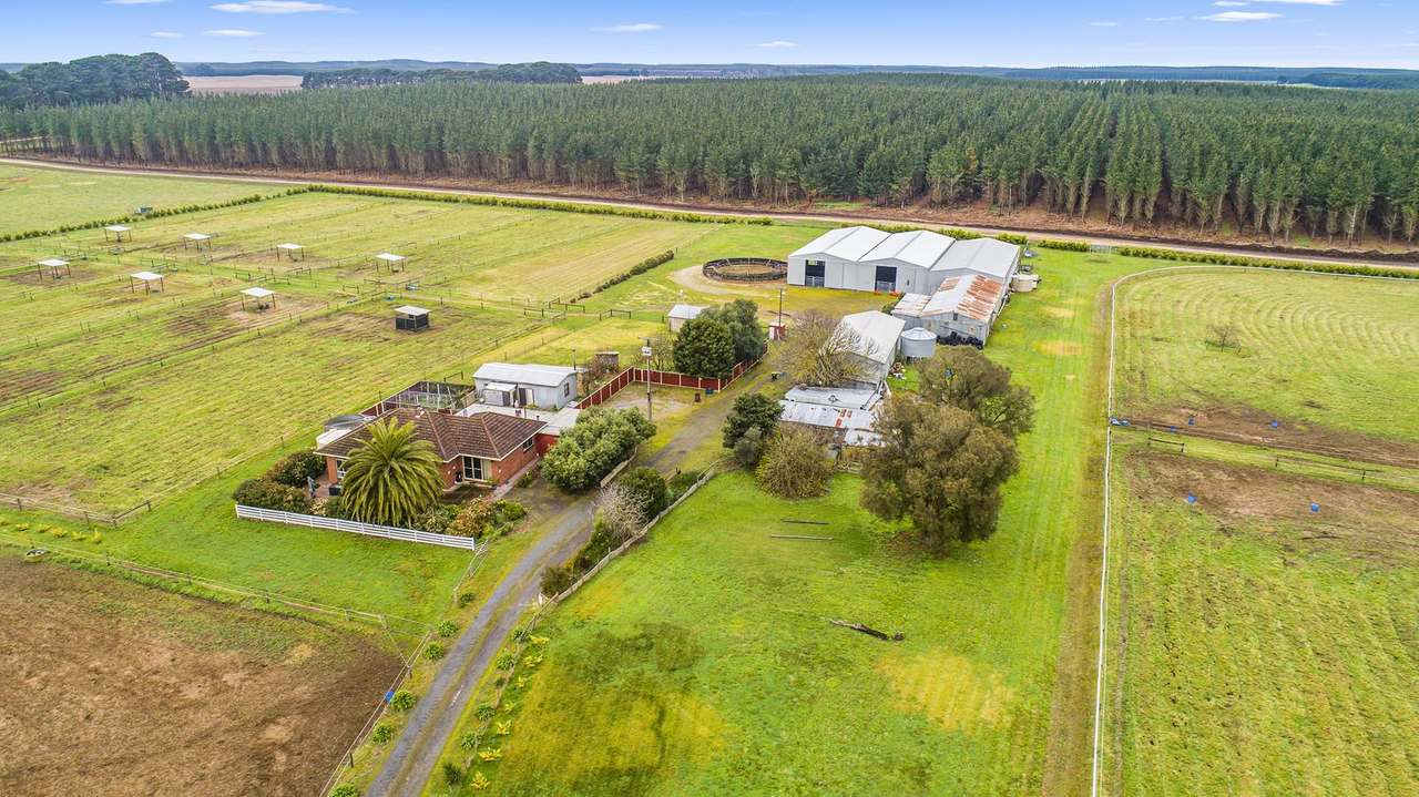 286 Lange Road , Yahl For Sale by Farmbuy.com - image 21
