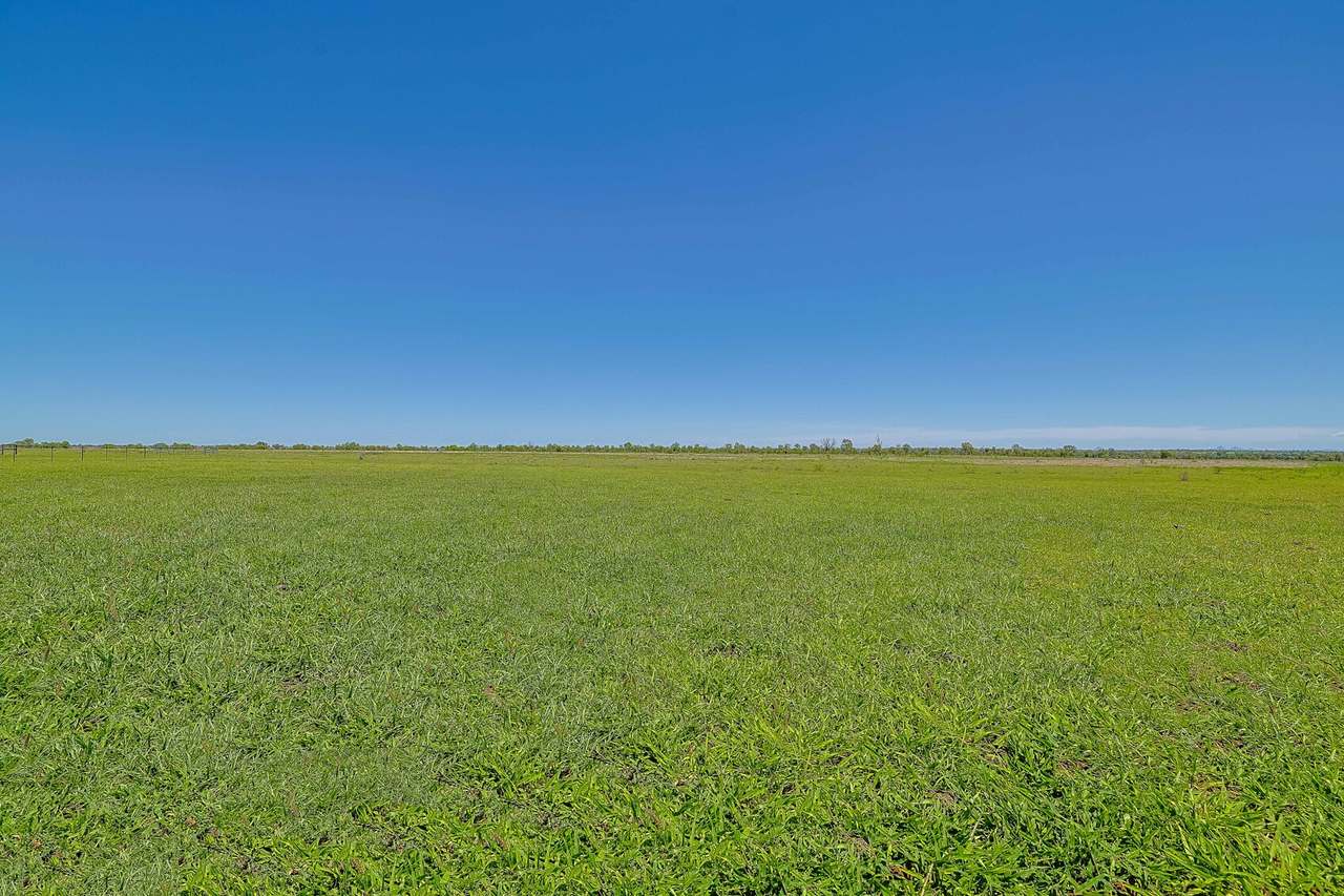 453 Lilyvale Road , Emerald  Sold by Farmbuy.com - image 3