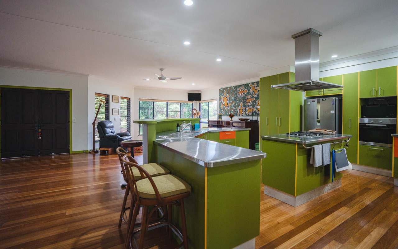 Five Mile Creek Road, Cardwell For Sale by Farmbuy.com - image 2