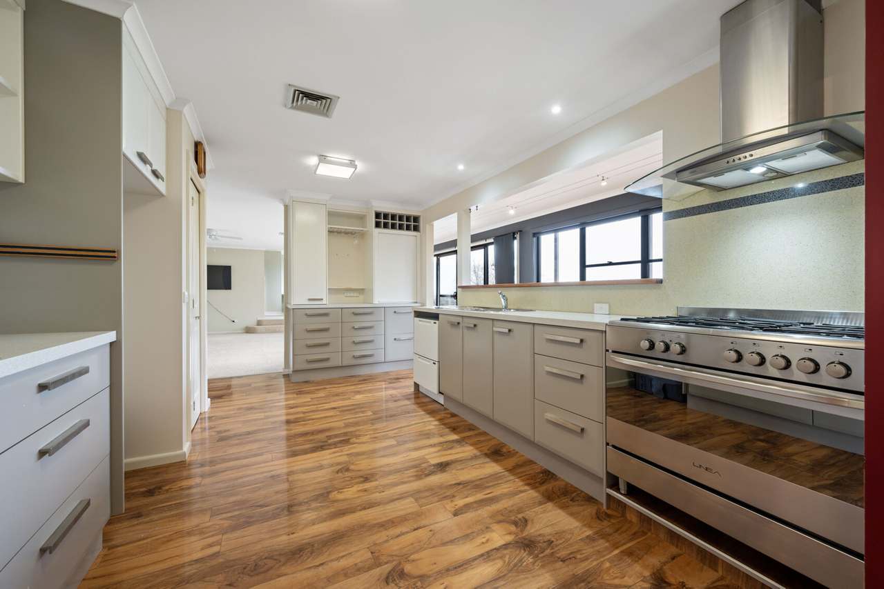 2581 Murray Valley Highway, Huon For Sale by Farmbuy.com - image 5