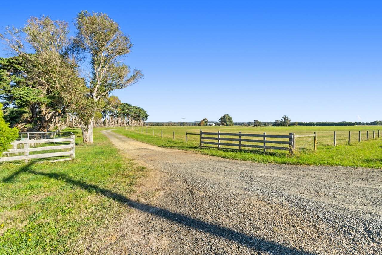 596 Settlement Road, Kilmany For Sale by Farmbuy.com - image 35