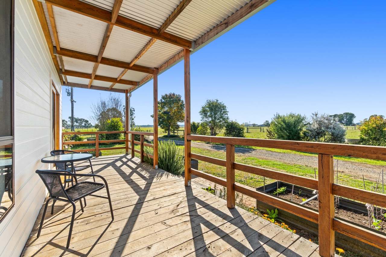 596 Settlement Road, Kilmany For Sale by Farmbuy.com - image 15