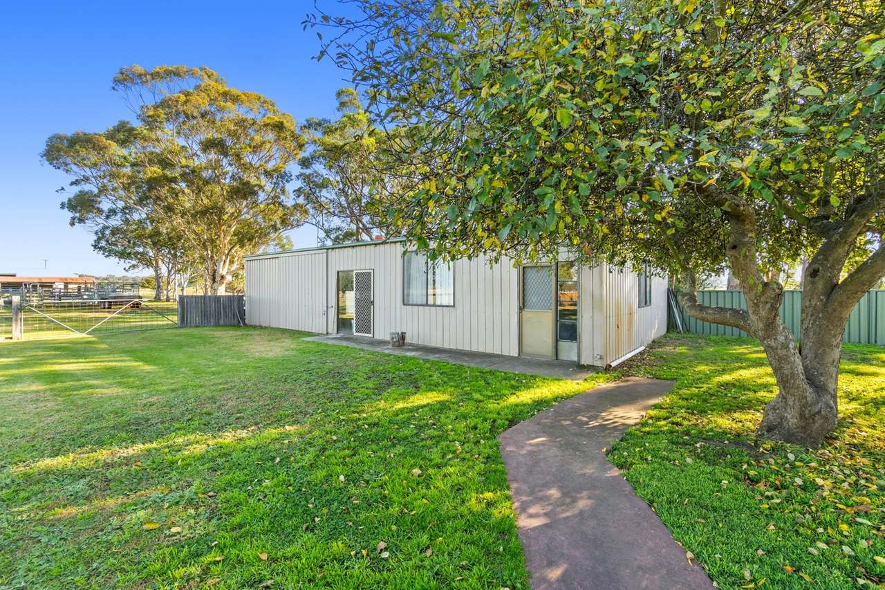596 Settlement Road, Kilmany For Sale by Farmbuy.com - image 18