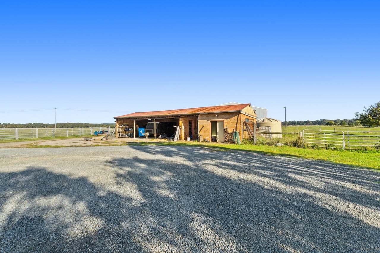 596 Settlement Road, Kilmany For Sale by Farmbuy.com - image 20
