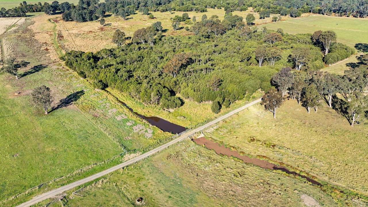 596 Settlement Road, Kilmany For Sale by Farmbuy.com - image 34