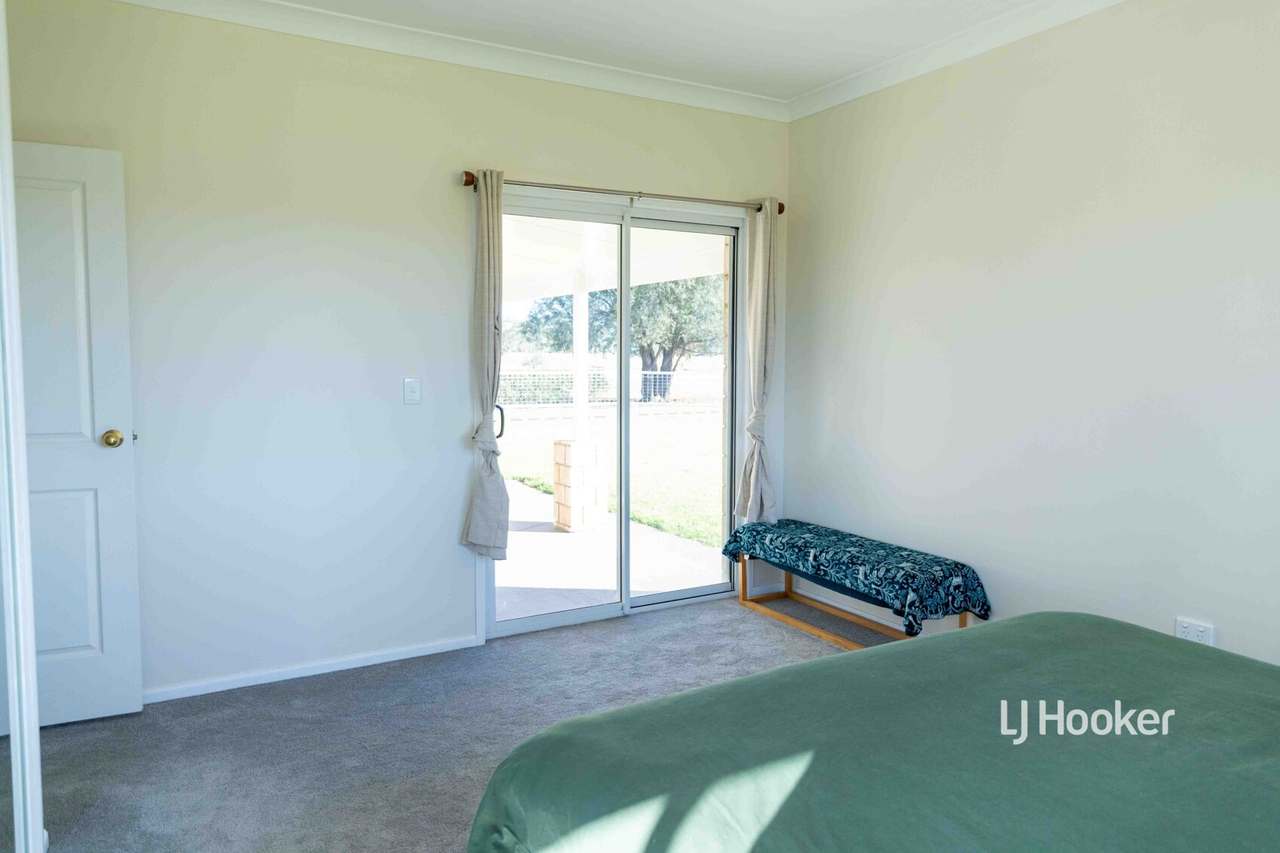 210 Bungeworgorai Lane, Roma Sold by Farmbuy.com - image 15