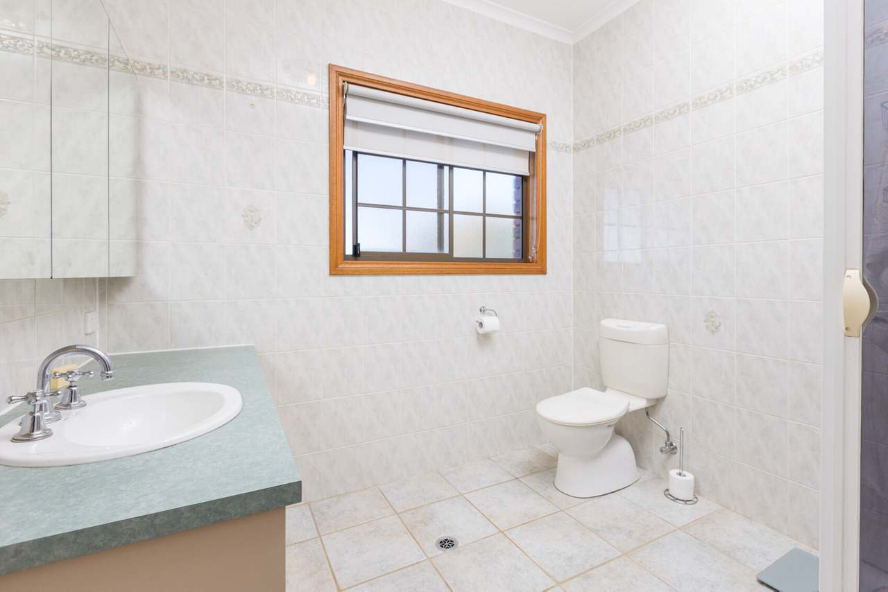 87 Happy Valley Road, Robinvale For Sale by Farmbuy.com - image 8