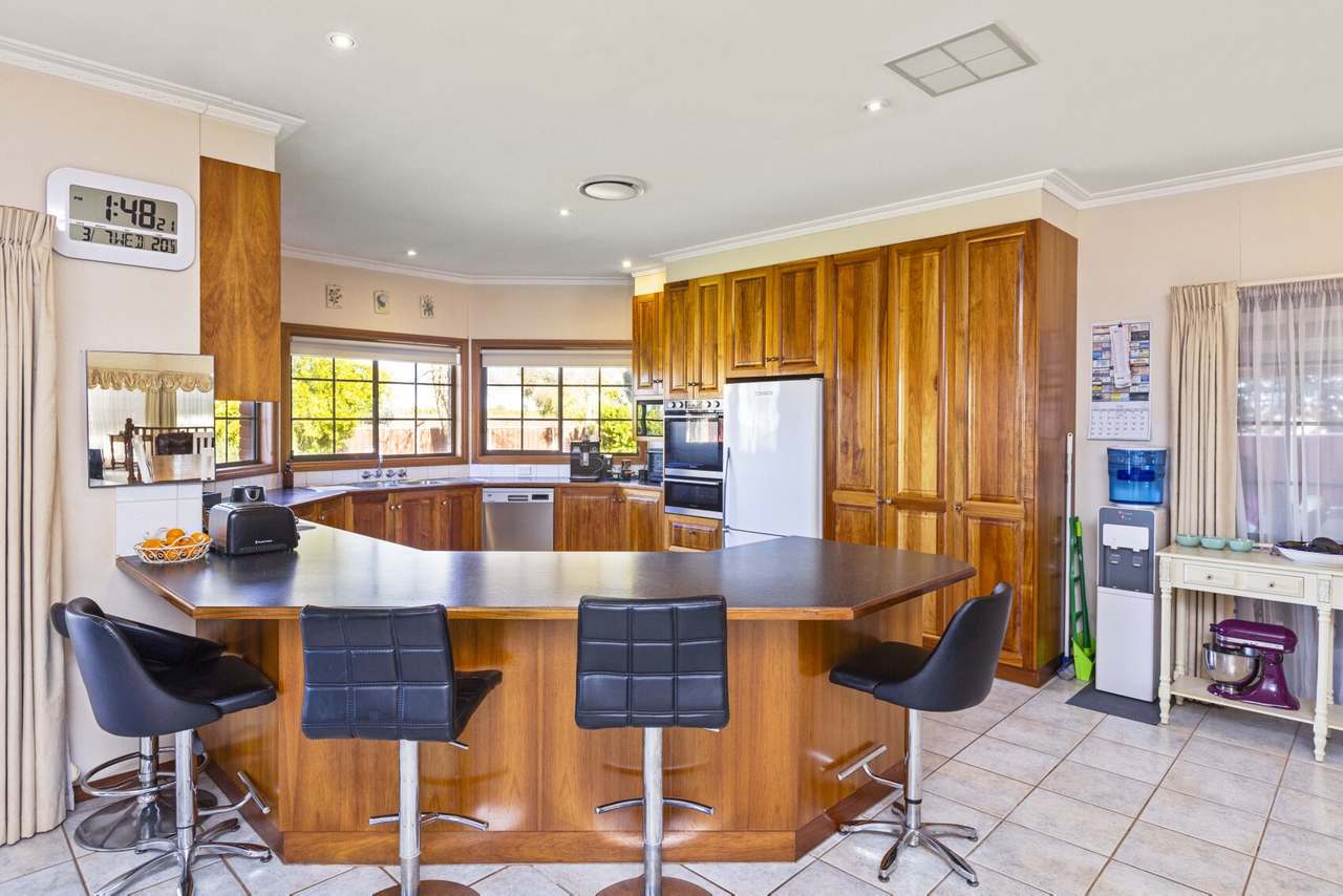87 Happy Valley Road, Robinvale For Sale by Farmbuy.com - image 16