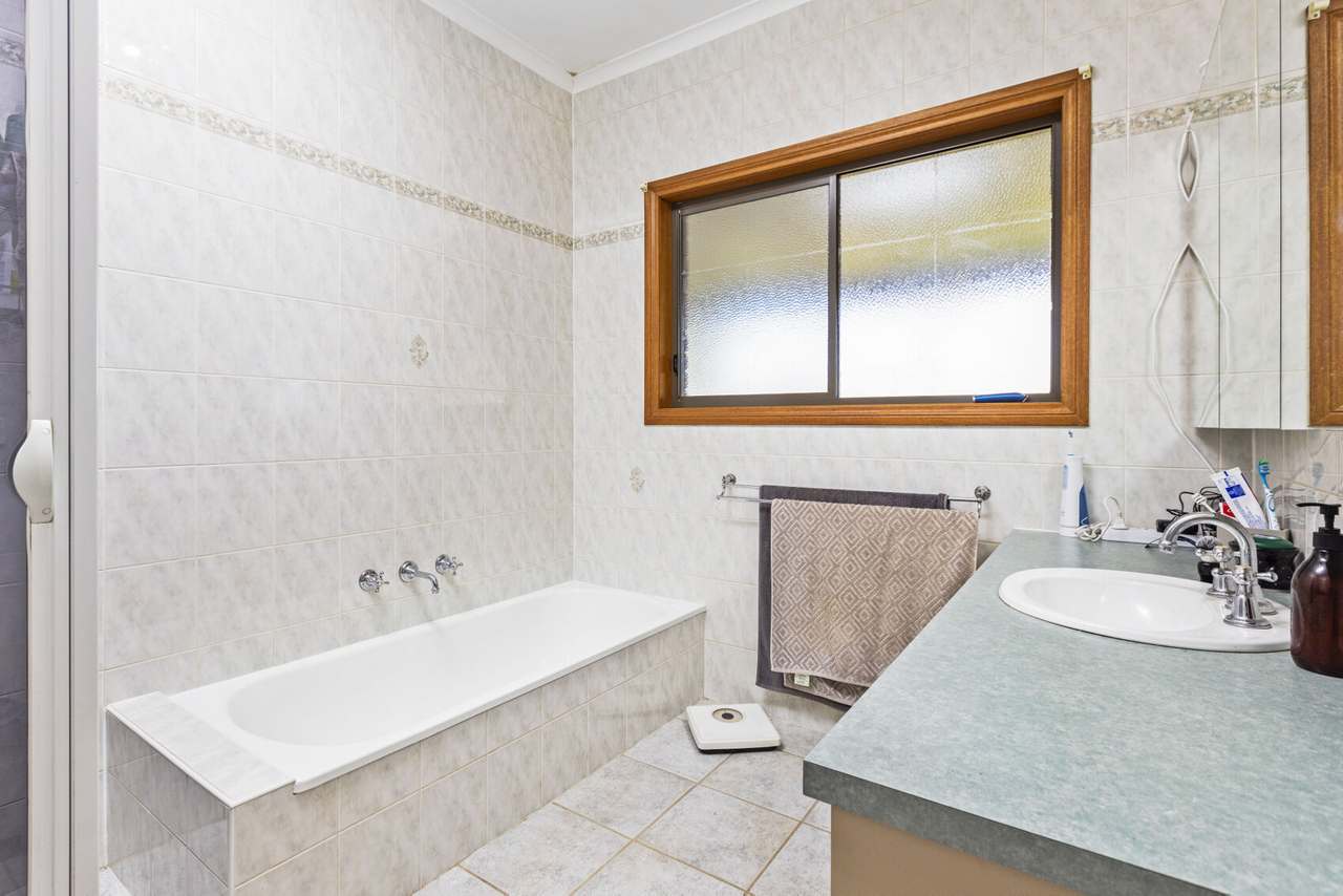 87 Happy Valley Road, Robinvale For Sale by Farmbuy.com - image 12