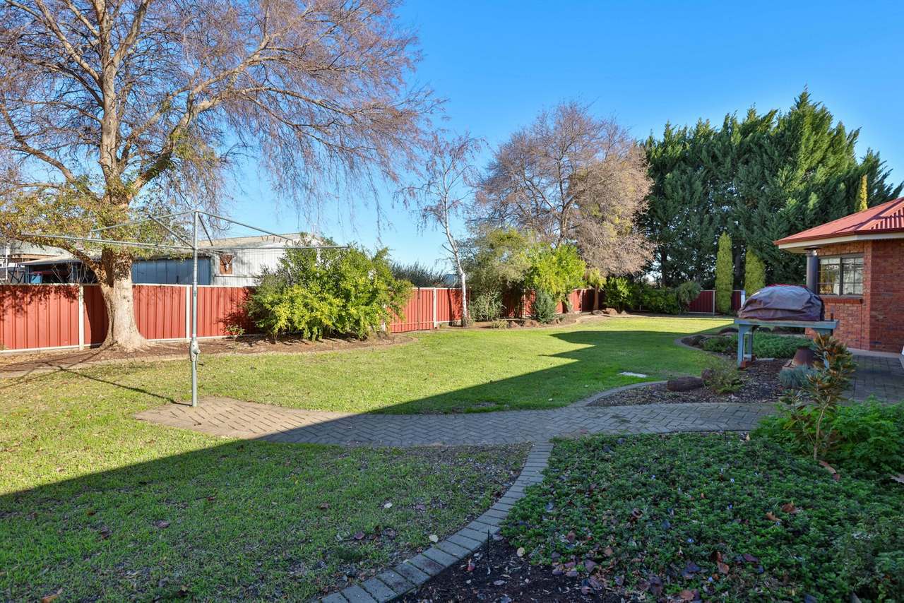 87 Happy Valley Road, Robinvale For Sale by Farmbuy.com - image 23