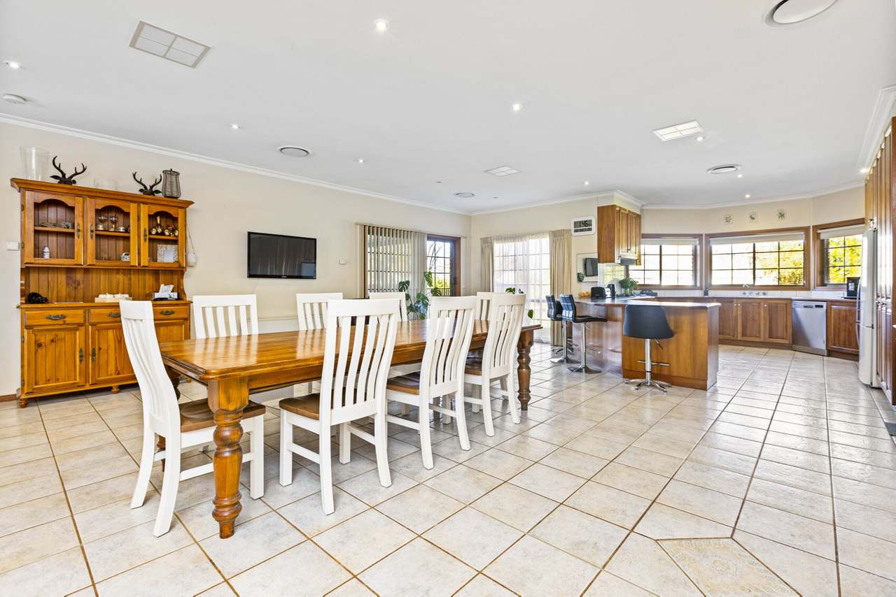 87 Happy Valley Road, Robinvale For Sale by Farmbuy.com - image 15