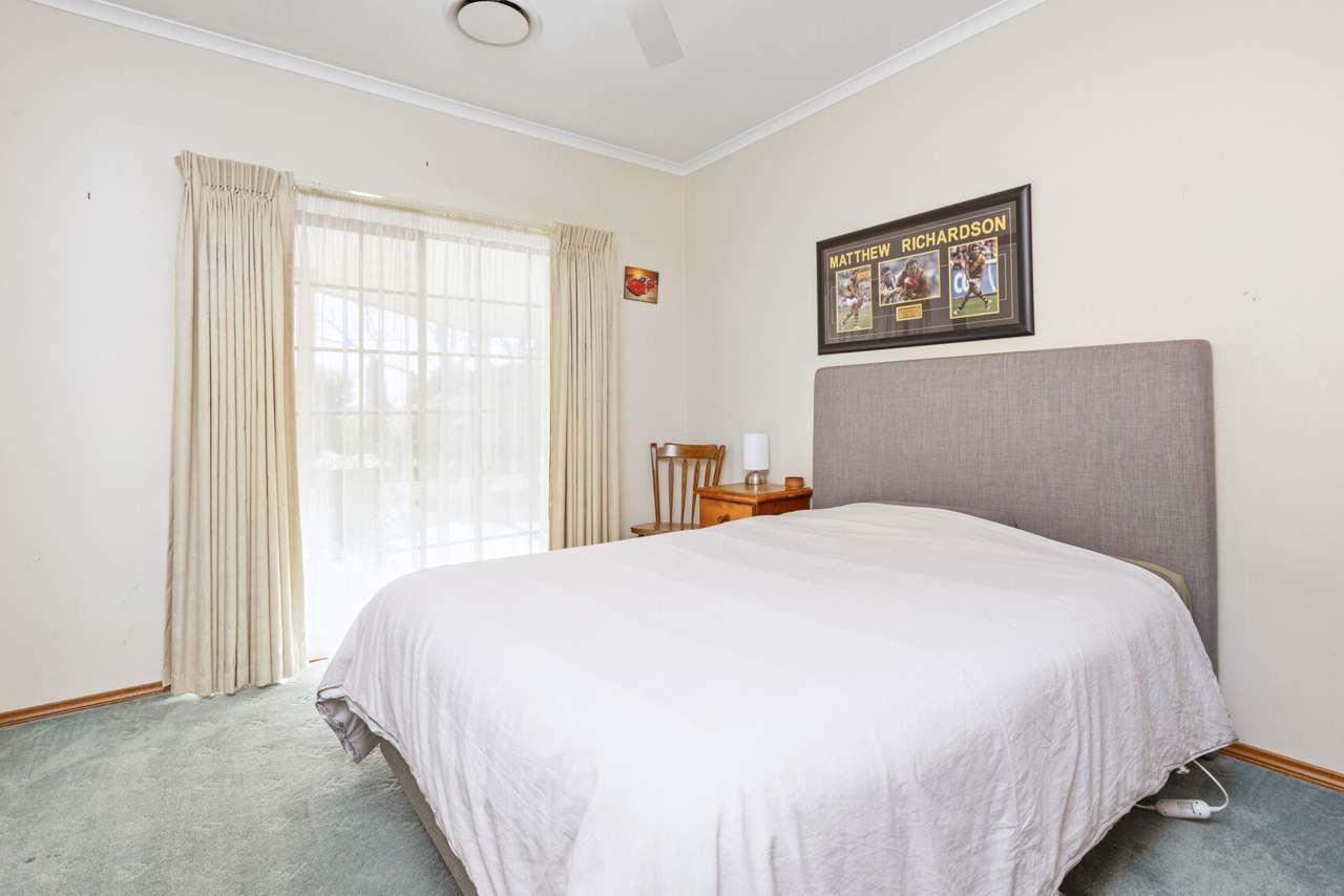 87 Happy Valley Road, Robinvale For Sale by Farmbuy.com - image 11