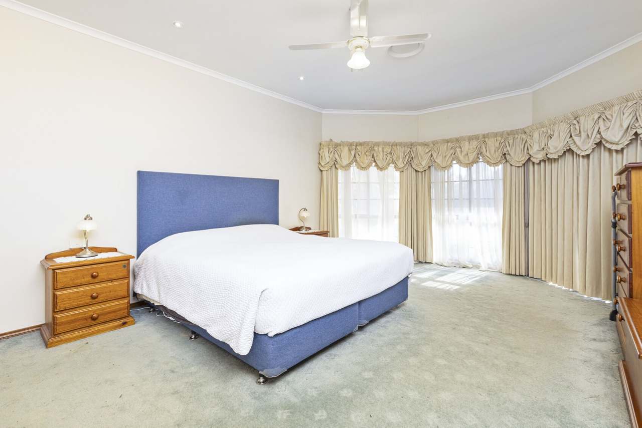87 Happy Valley Road, Robinvale For Sale by Farmbuy.com - image 9