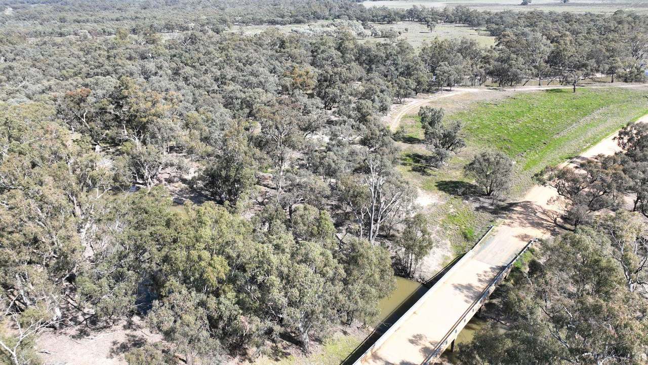 Brassi Road, Deniliquin Auction by Farmbuy.com - image 4