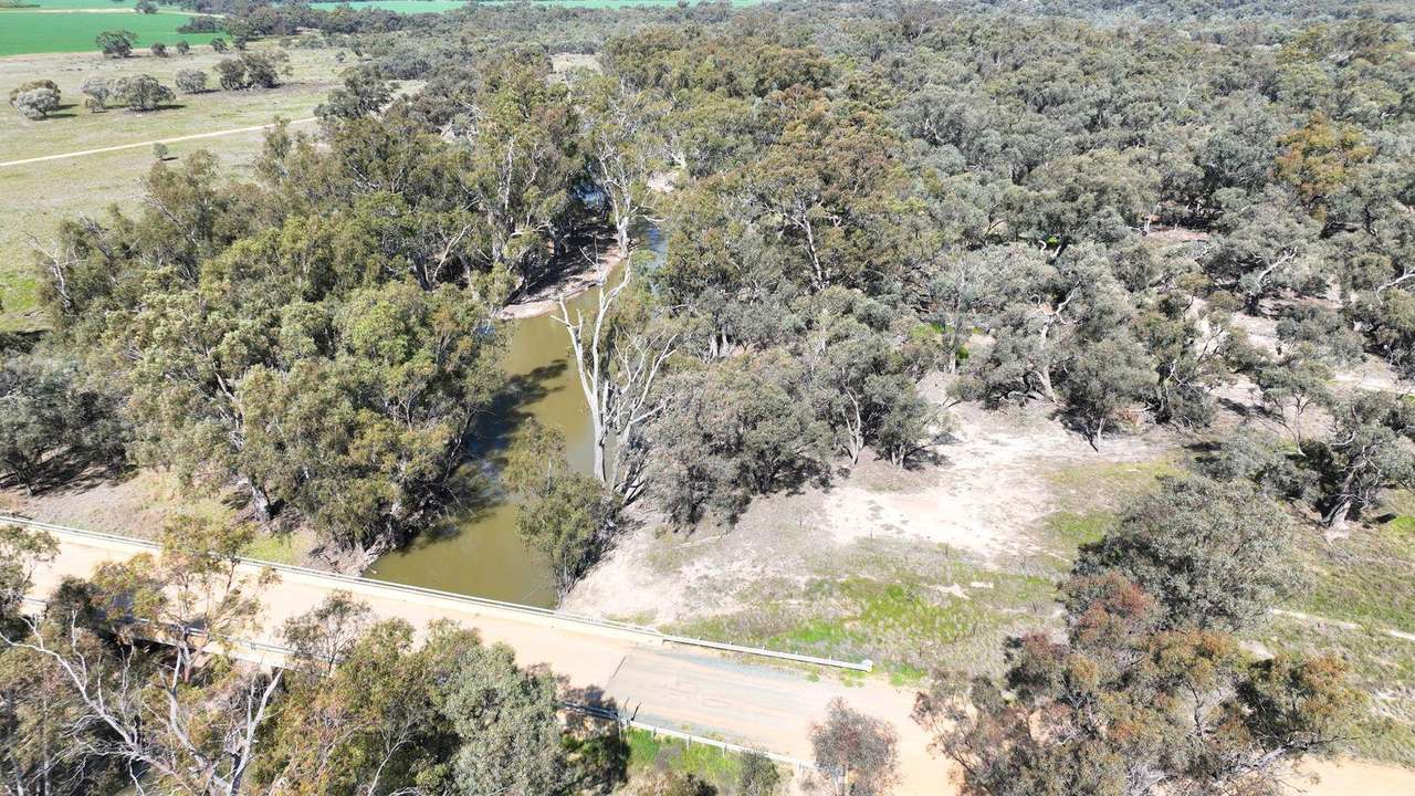 Brassi Road, Deniliquin Auction by Farmbuy.com - image 5