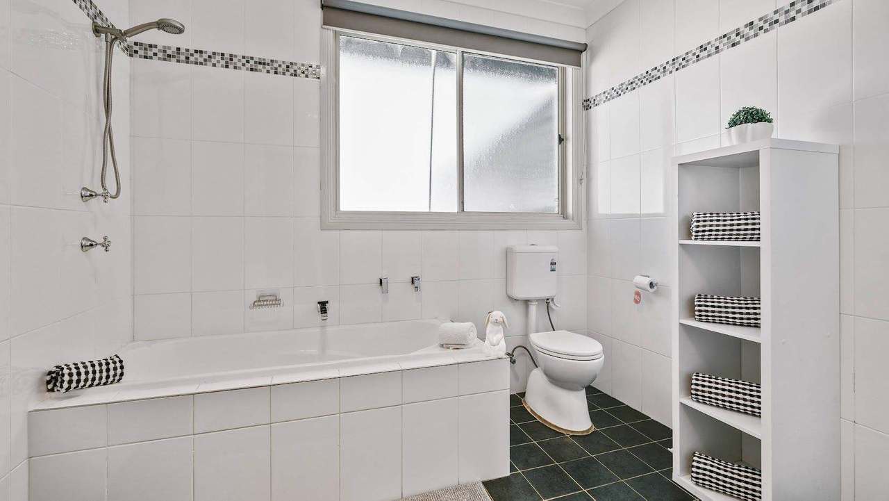 449 Perrings Road, Somerton For Sale by Farmbuy.com - image 19