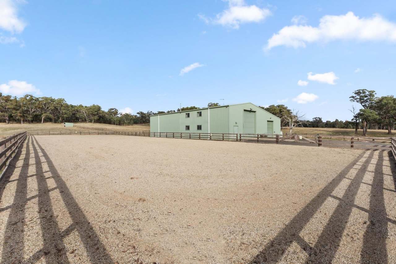 265 Maloneys Road, Lancefield For Sale by Farmbuy.com - image 26