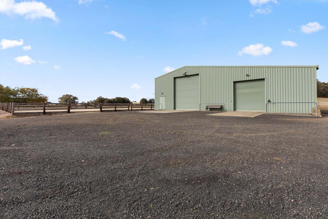 265 Maloneys Road, Lancefield For Sale by Farmbuy.com - image 25