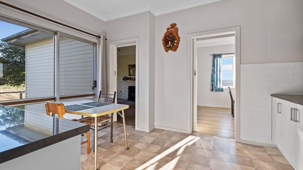 3956 Oxley Highway, Bendemeer For Sale by Farmbuy.com - image 24