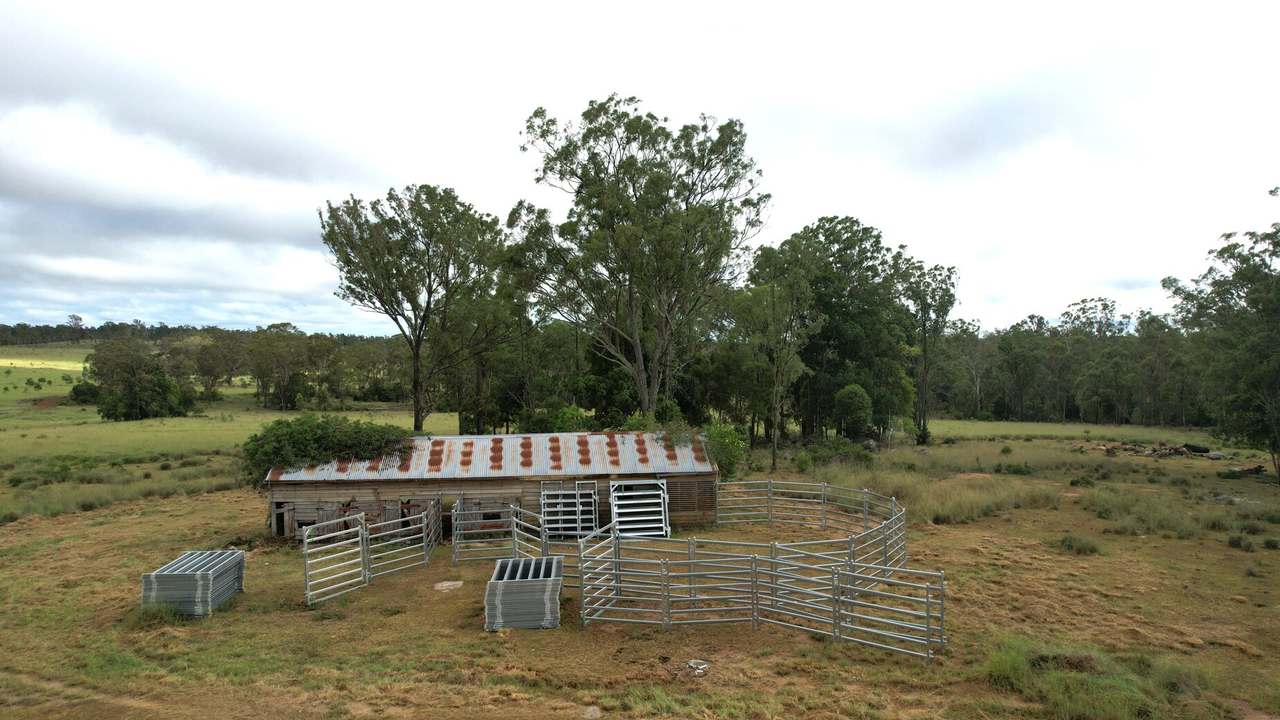 225 Beils Road, Inverlaw For Sale by Farmbuy.com - image 4
