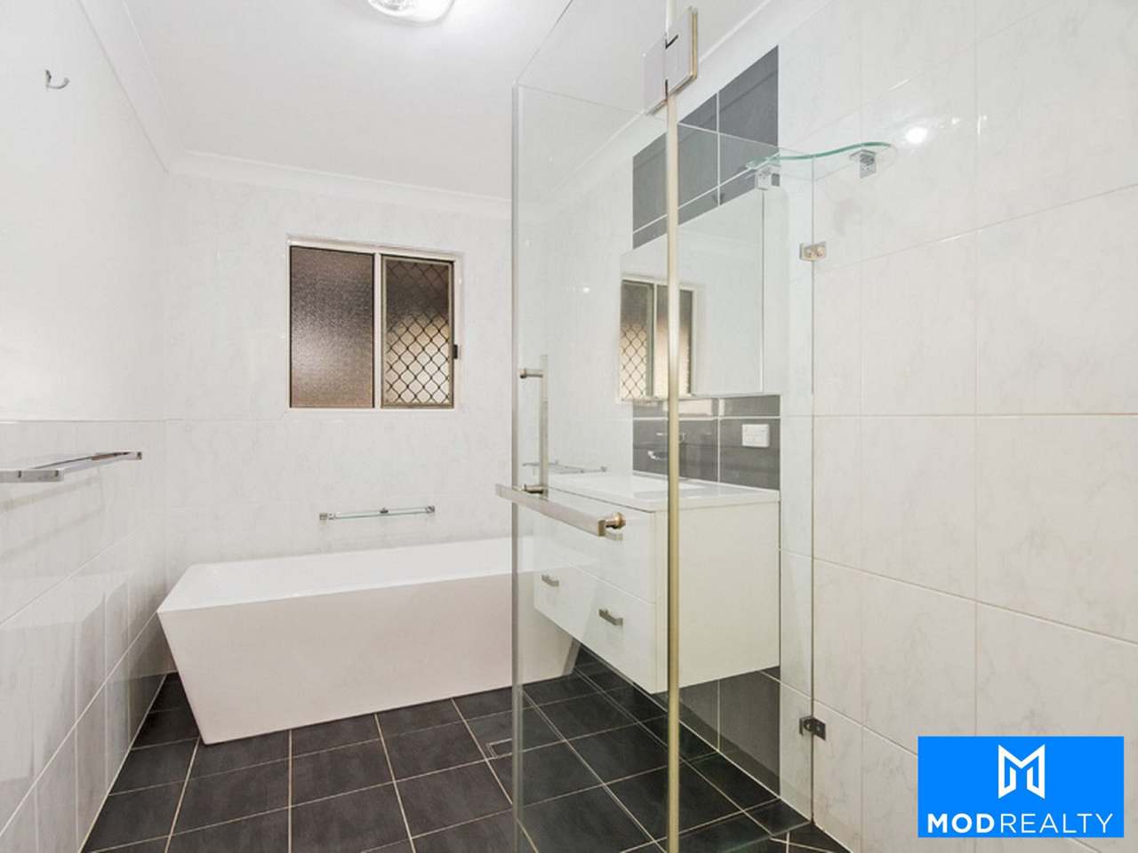 953 Middle Road, Peak Crossing For Sale by Farmbuy.com - image 19