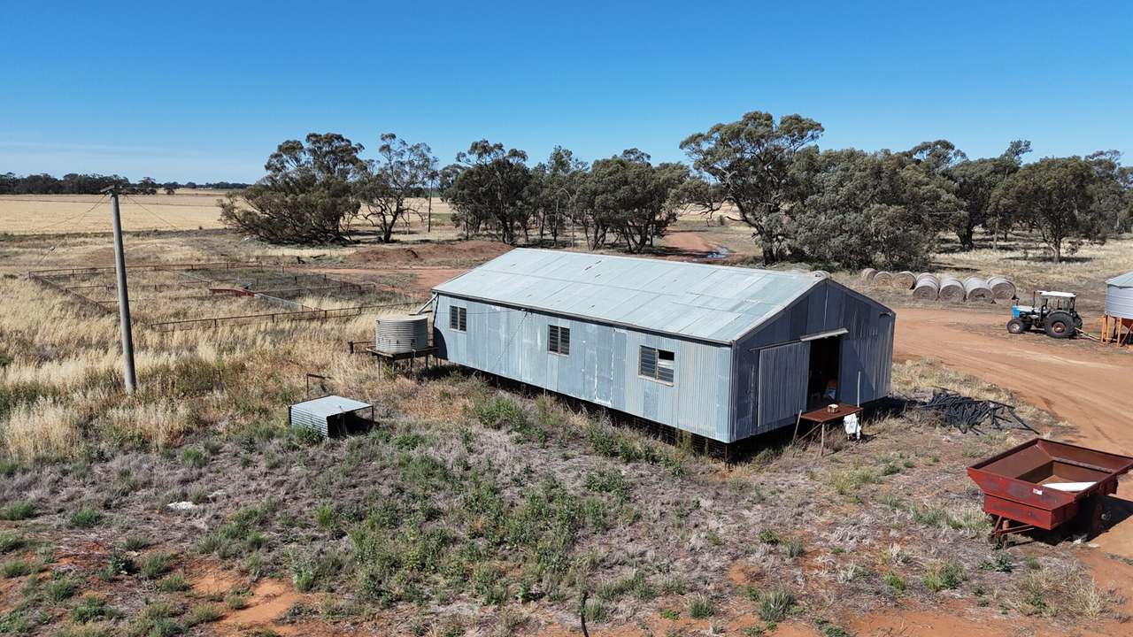 1354 Main Canal Road, Coleambally For Sale by Farmbuy.com - image 10