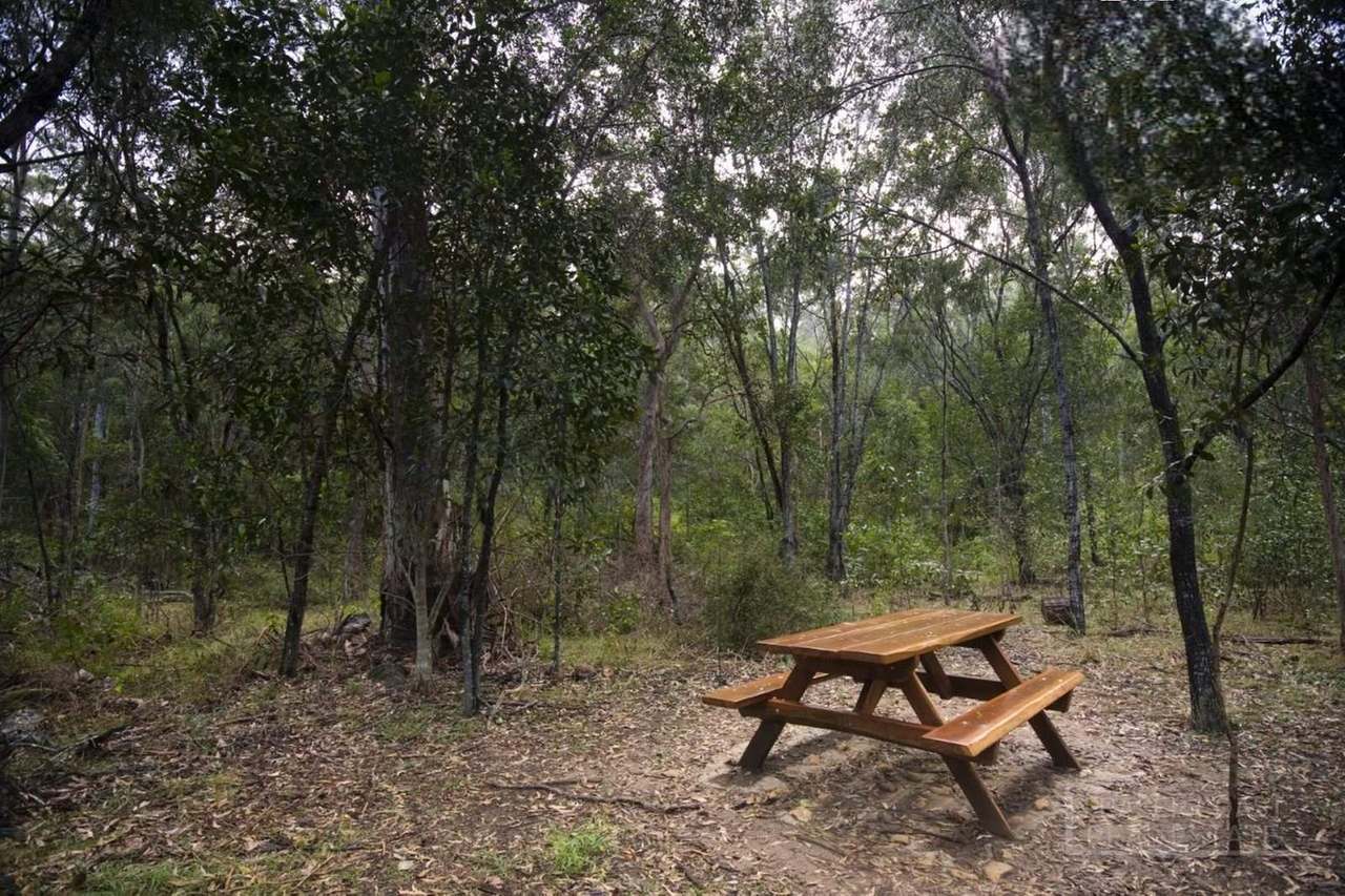 Stage 7 , Park Avenue, North Isis For Sale by Farmbuy.com - image 15