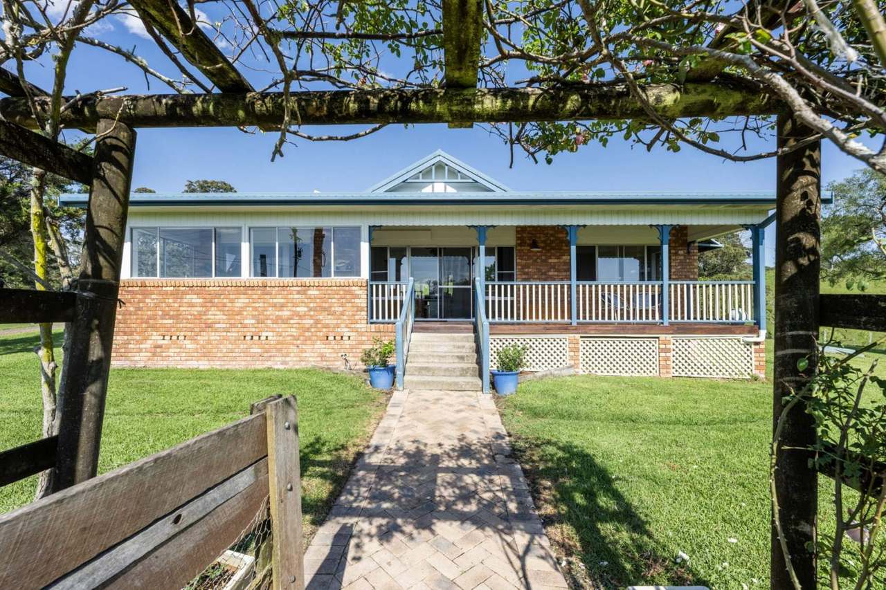 124  & 124A Grafton Street, Nana Glen  For Sale by Farmbuy.com - image 31
