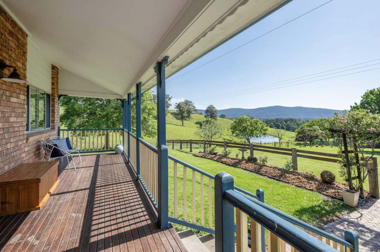 124  & 124A Grafton Street, Nana Glen  For Sale by Farmbuy.com - image 32