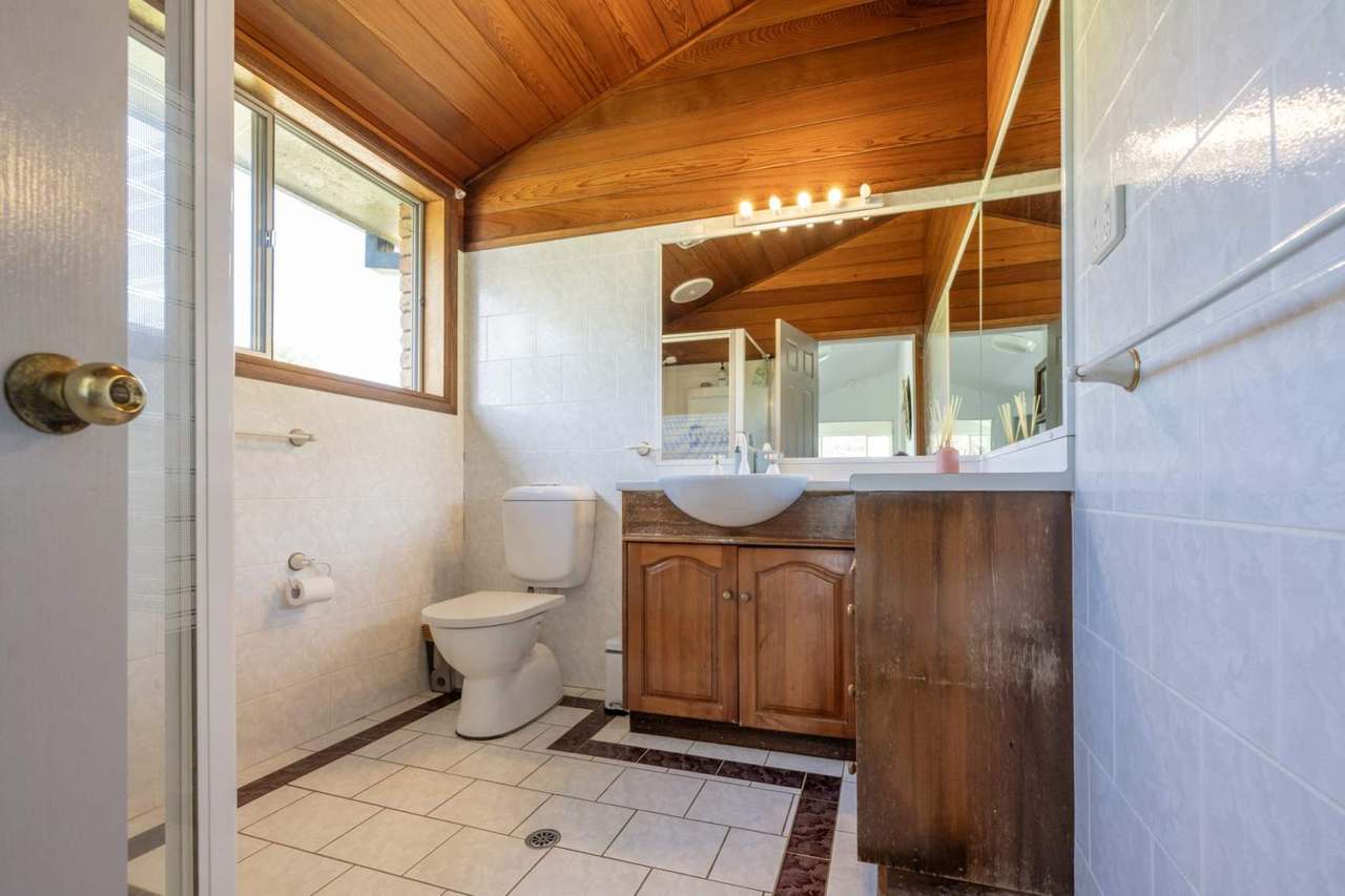 124  & 124A Grafton Street, Nana Glen  For Sale by Farmbuy.com - image 40