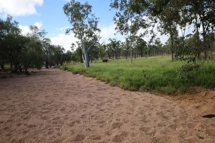 Lynd Highway, Charters Towers For Lease by Farmbuy.com - image 23