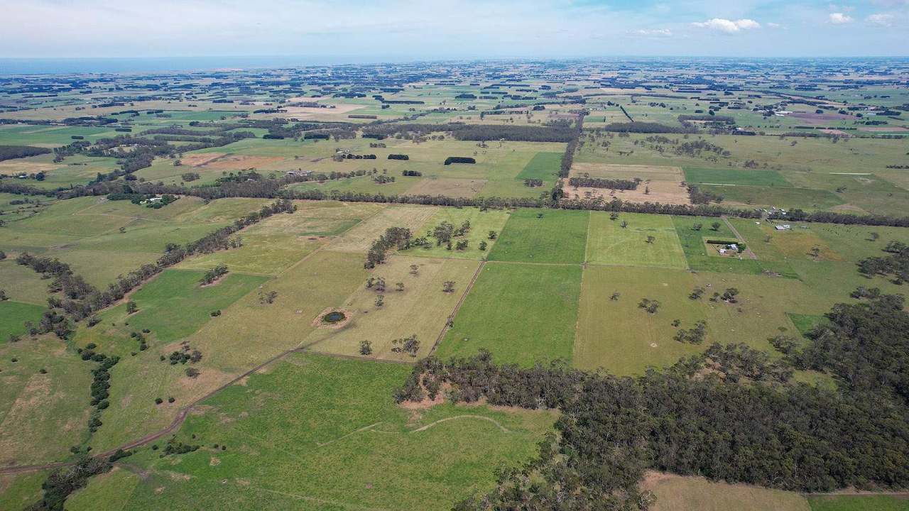 211 Rollos Road , PANMURE For Sale by Farmbuy.com - image 8
