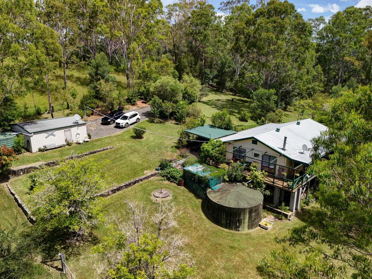 Caffreys Flat For Sale by Farmbuy.com - image 4
