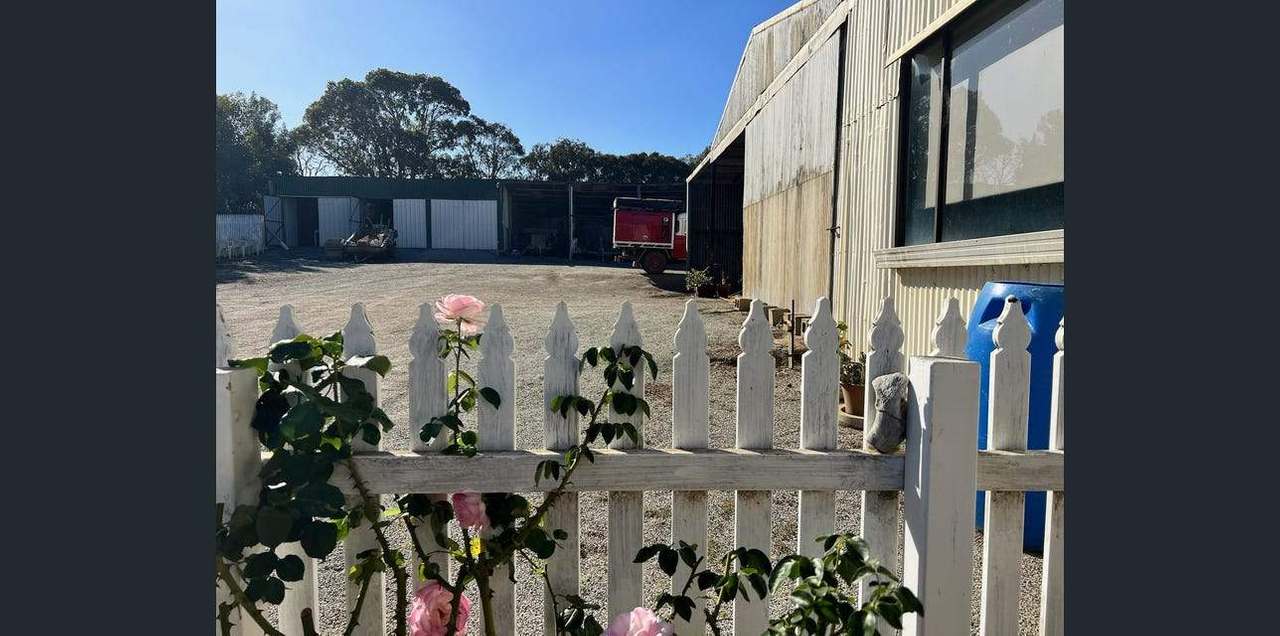704 Bailla Hill Road , Koppio, For Sale by Farmbuy.com - image 32