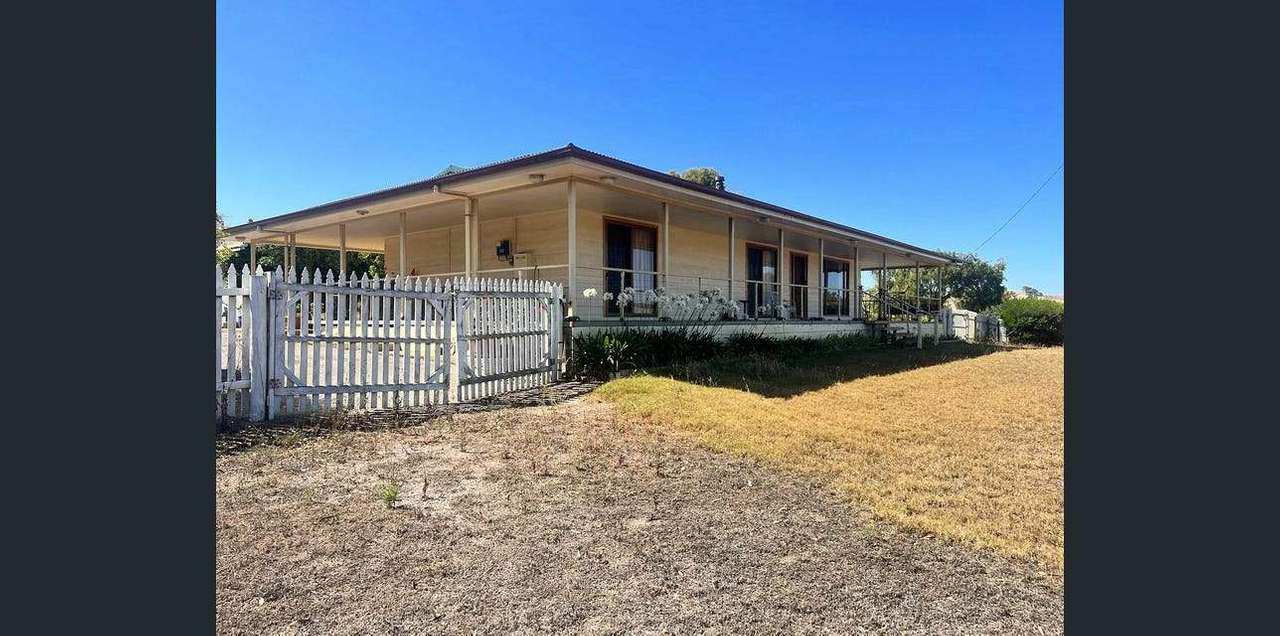 704 Bailla Hill Road , Koppio, For Sale by Farmbuy.com - image 2