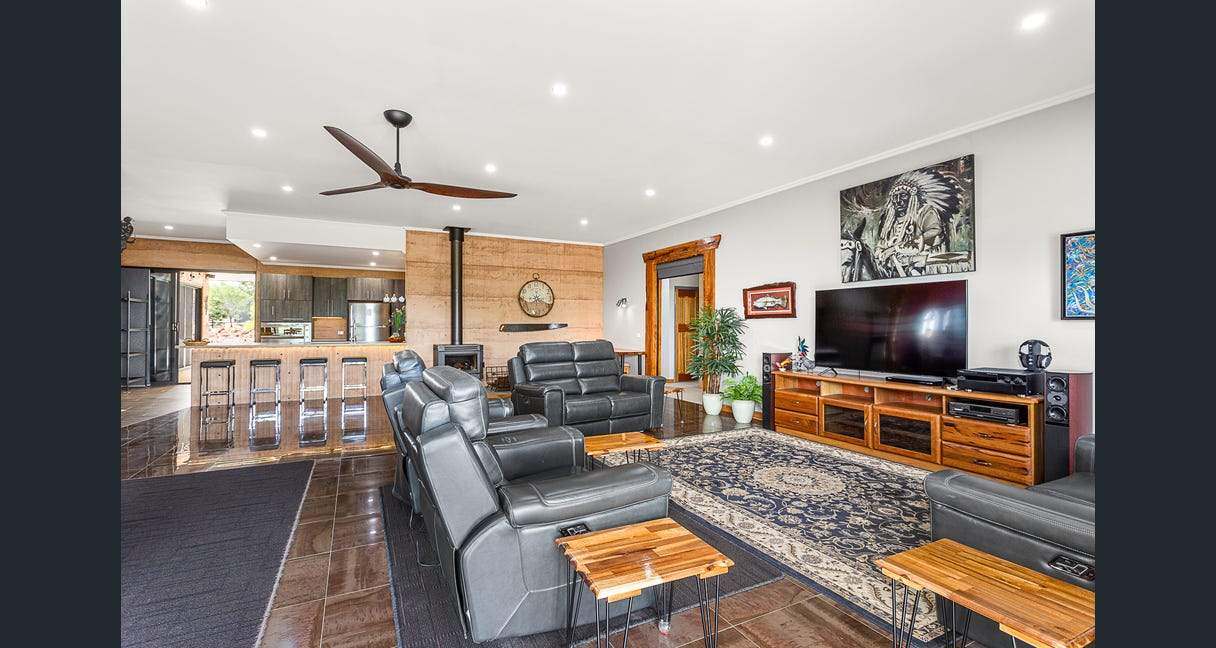 9 Chuditch Road, Wundowie For Sale by Farmbuy.com - image 10