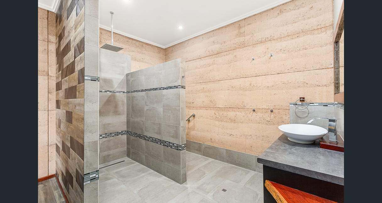 9 Chuditch Road, Wundowie For Sale by Farmbuy.com - image 5