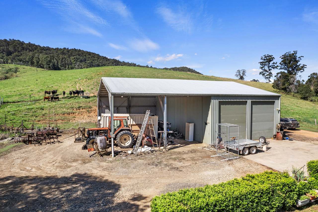 160 Buchanan Road, Ross Creek For Sale by Farmbuy.com - image 20