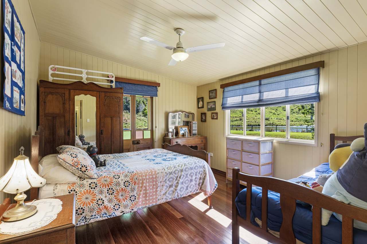 160 Buchanan Road, Ross Creek For Sale by Farmbuy.com - image 8