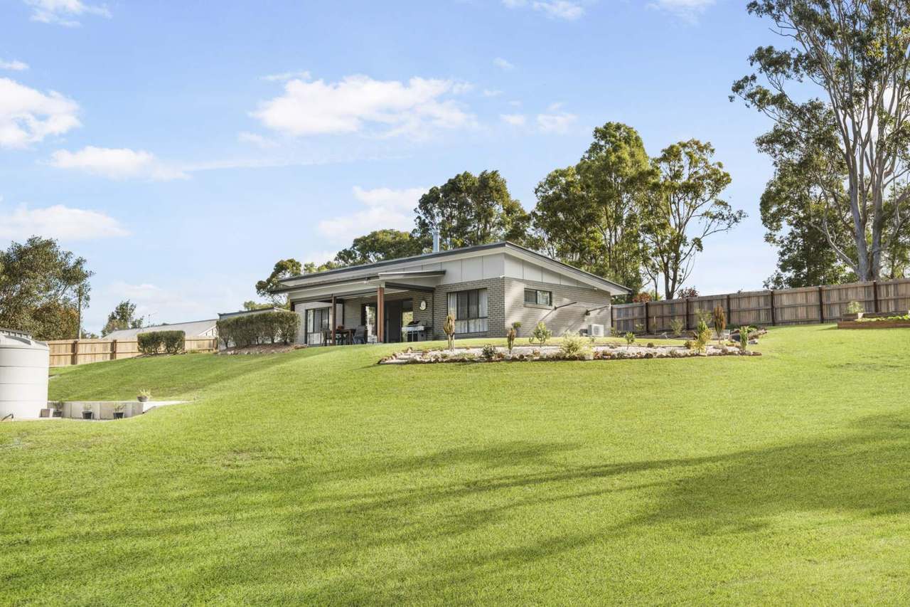 98 Witham Road, The Dawn Sold by Farmbuy.com - image 4