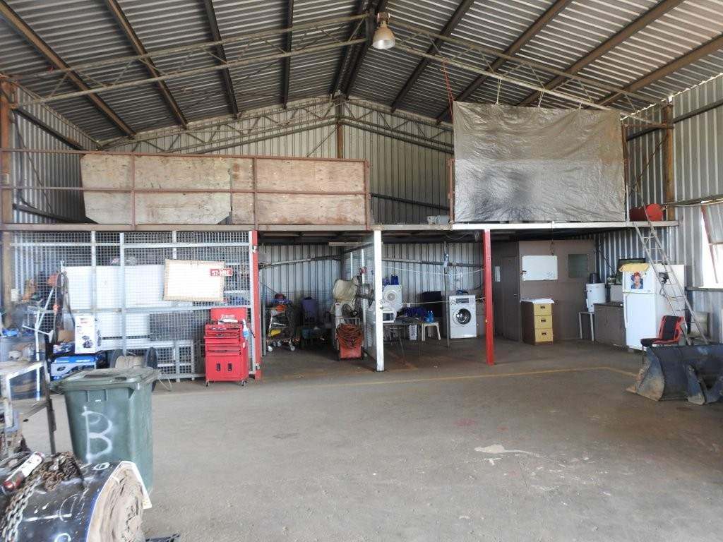 12323 Flinders Highway, Queenton For Sale by Farmbuy.com - image 10
