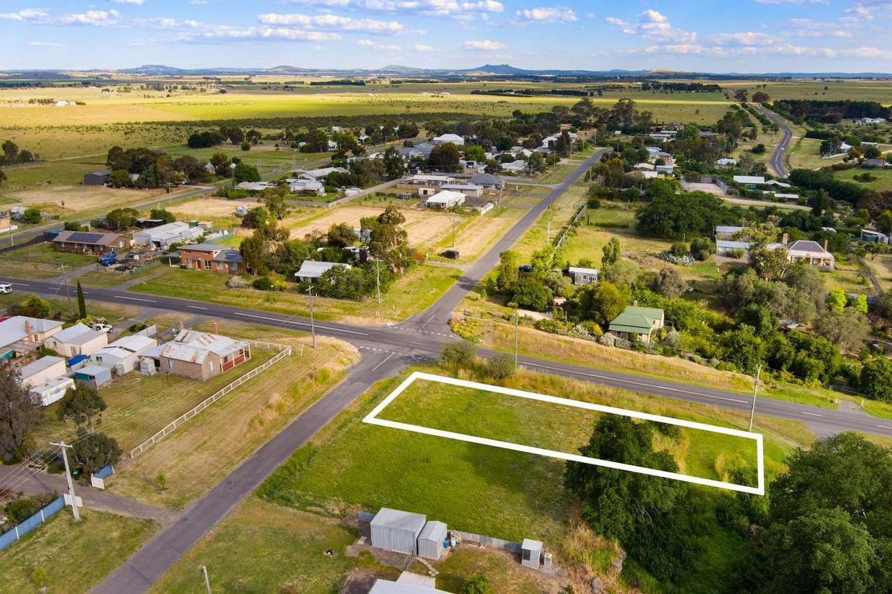 26a Leslie Street, Clunes For Sale by Farmbuy.com - image 4