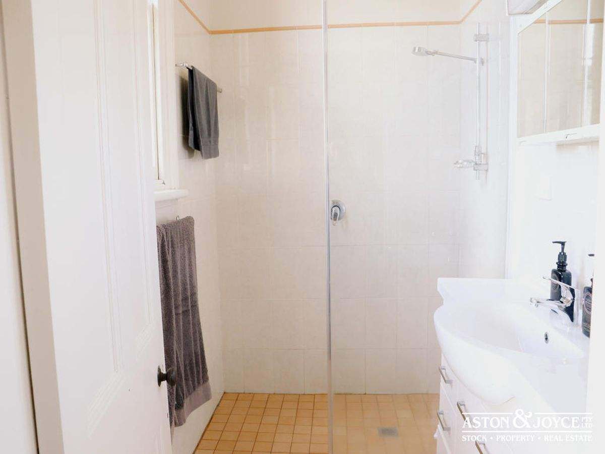 3378 Mid Western Highway, Grenfell For Sale by Farmbuy.com - image 15