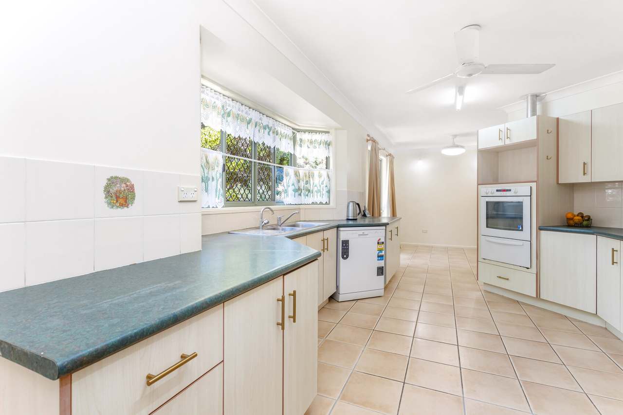 1523 Emu Park Road , Tungamull For Sale by Farmbuy.com - image 5