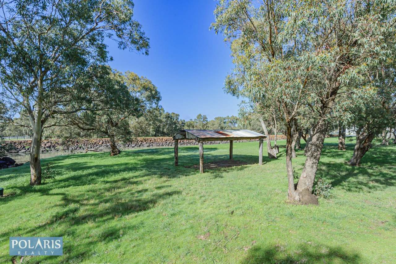 61 Ellenbrook Road, Bullsbrook For Sale by Farmbuy.com - image 37