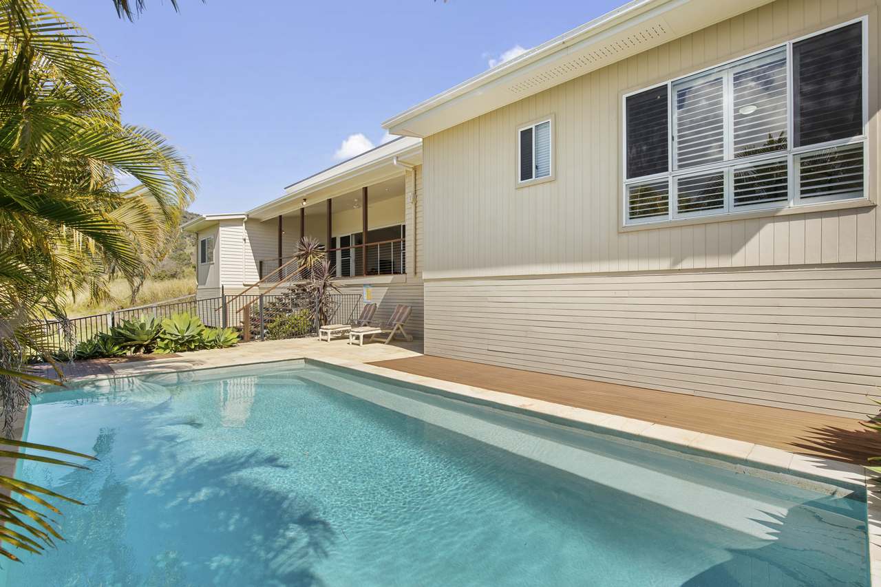 211 Henry Road, Goomboorian For Sale by Farmbuy.com - image 26