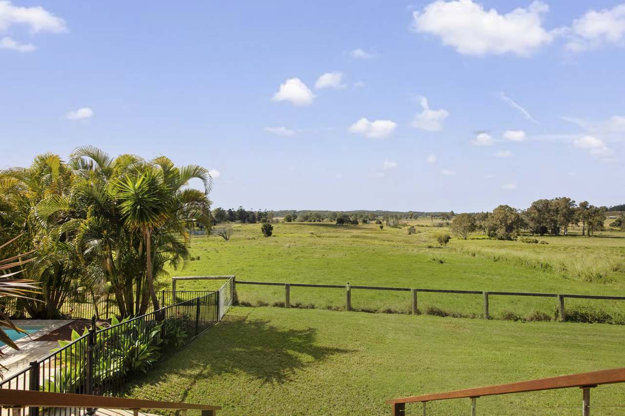 211 Henry Road, Goomboorian For Sale by Farmbuy.com - image 24